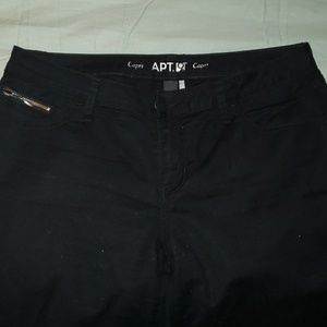 Apt 9 Capri Pants